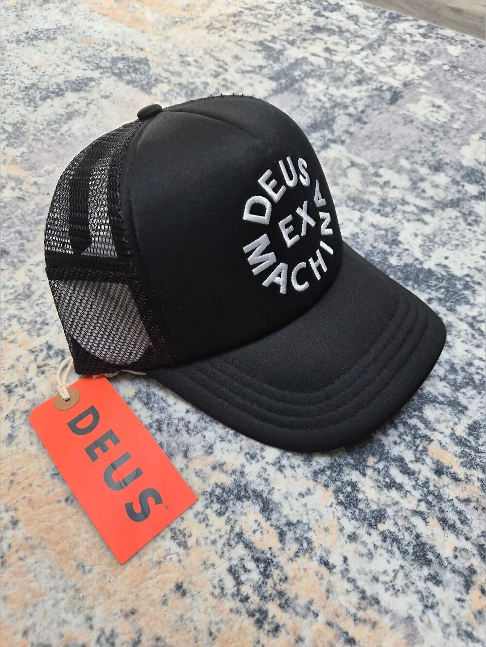 Deus Ex Machina Black Trucker Hat with White Logo Snapback NWT